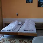 Prenájom V Súkromí 3*