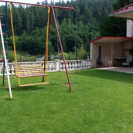 Guest house Prenajom V Sukromi Krompachy 3*