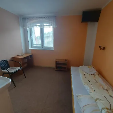 Prenajom V Sukromi Krompachy Guest house